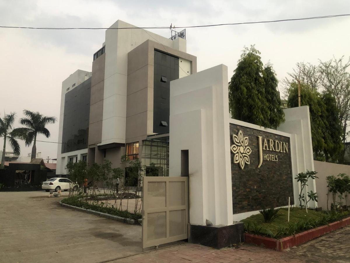 Jardin Hotels Indore Exterior photo