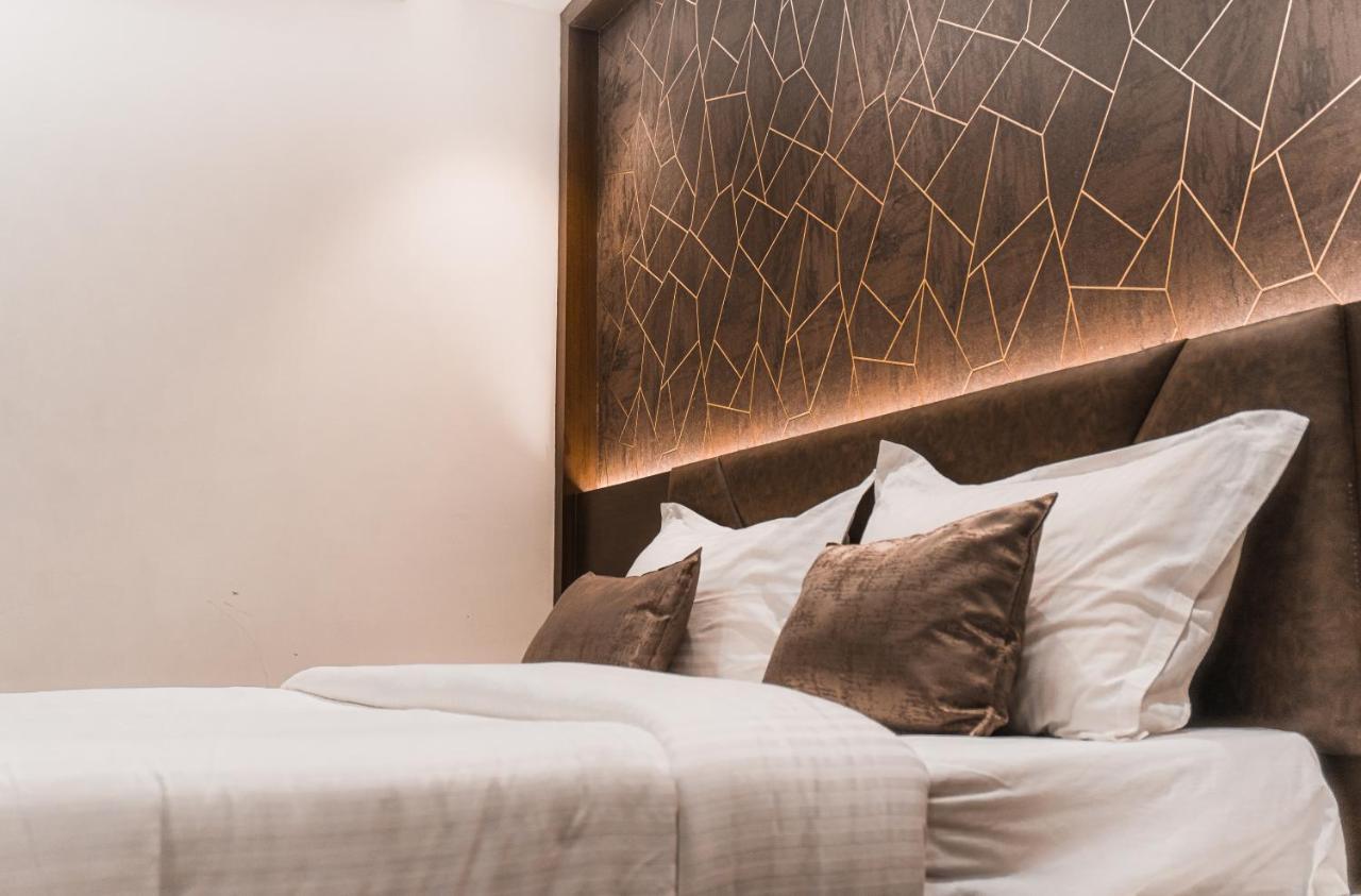 Jardin Hotels Indore Exterior photo